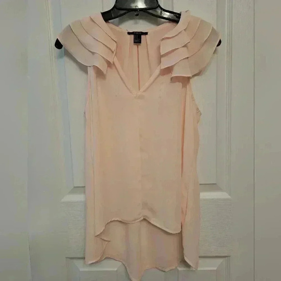 Forever 21  Sleeveless Blouse Pake Pink Small Ruffle Lightweight Semi Sheer - Picture 1 of 9